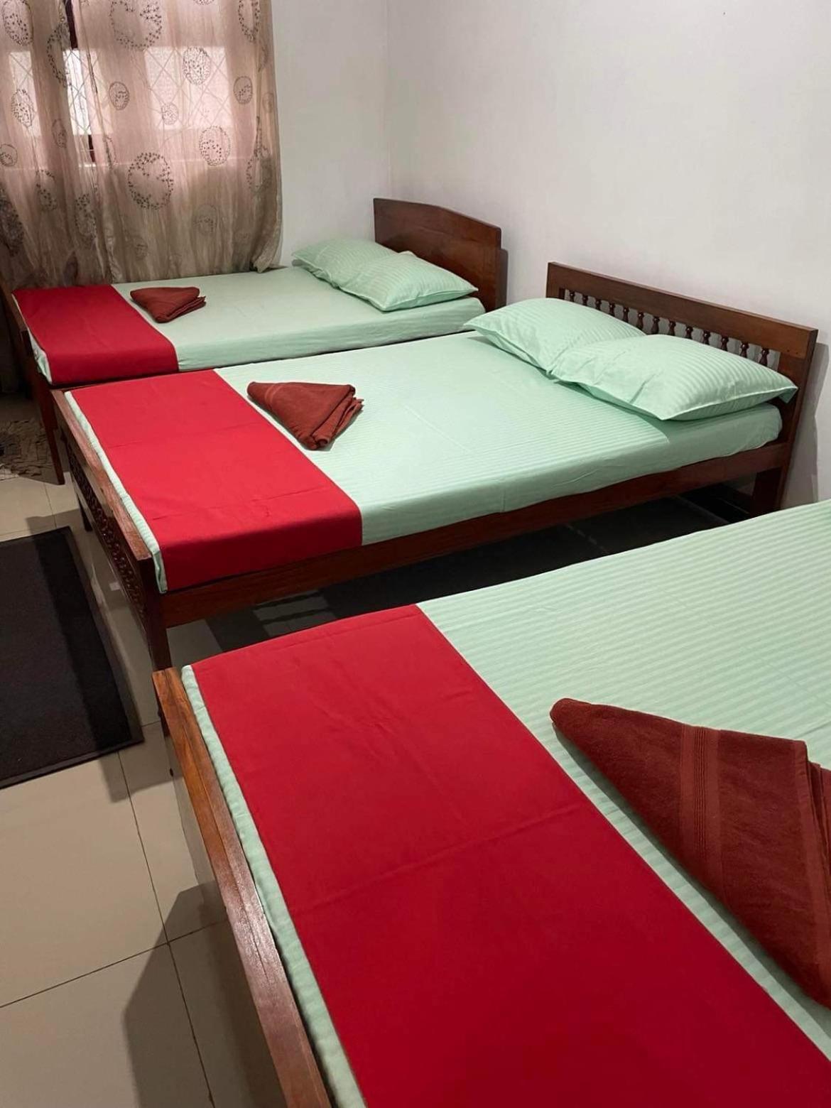 Olivia Homestay Anuradhapura Exterior foto