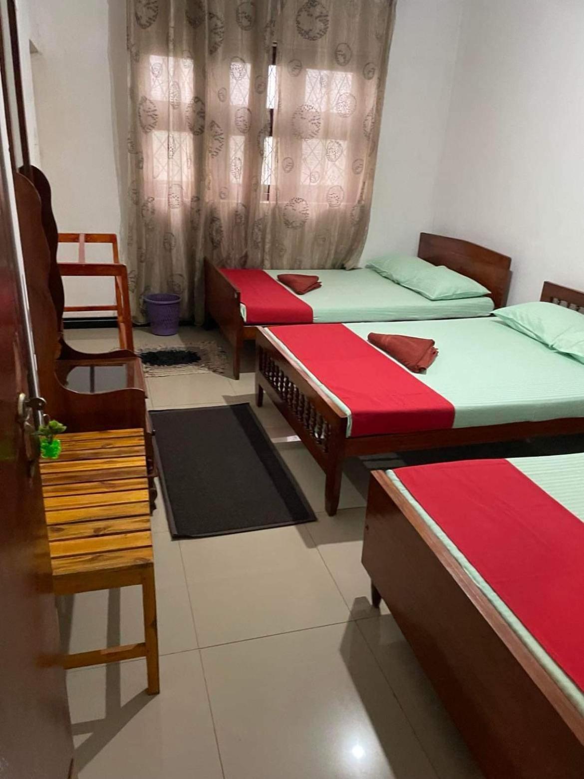 Olivia Homestay Anuradhapura Exterior foto