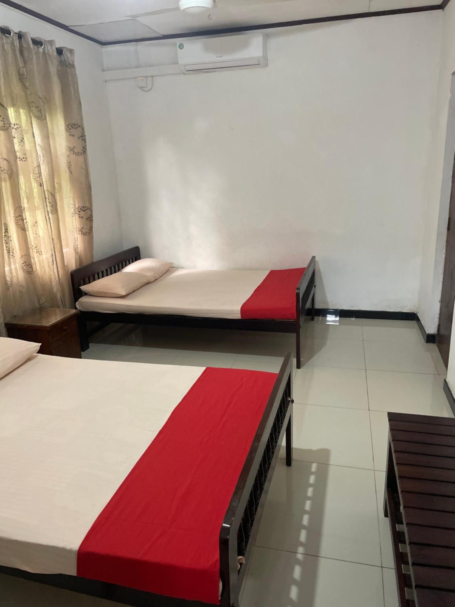 Olivia Homestay Anuradhapura Exterior foto
