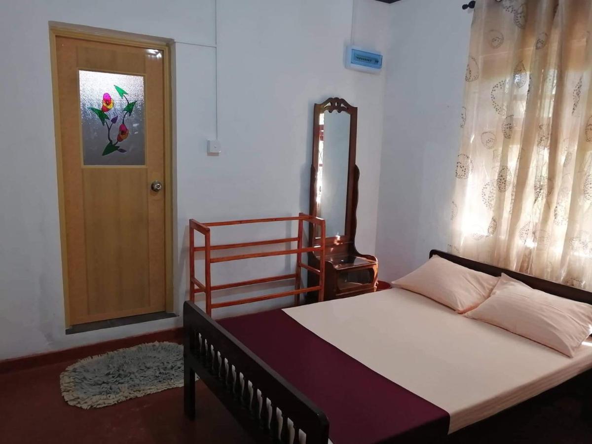 Olivia Homestay Anuradhapura Exterior foto
